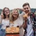 4 façons de manger ta pizza