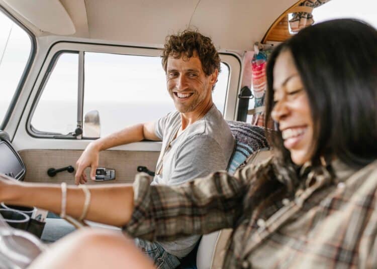 Pexels-Rodnae-Production-étudiant en voiture-Comment décomplexer si tu n'as pas le permis ?