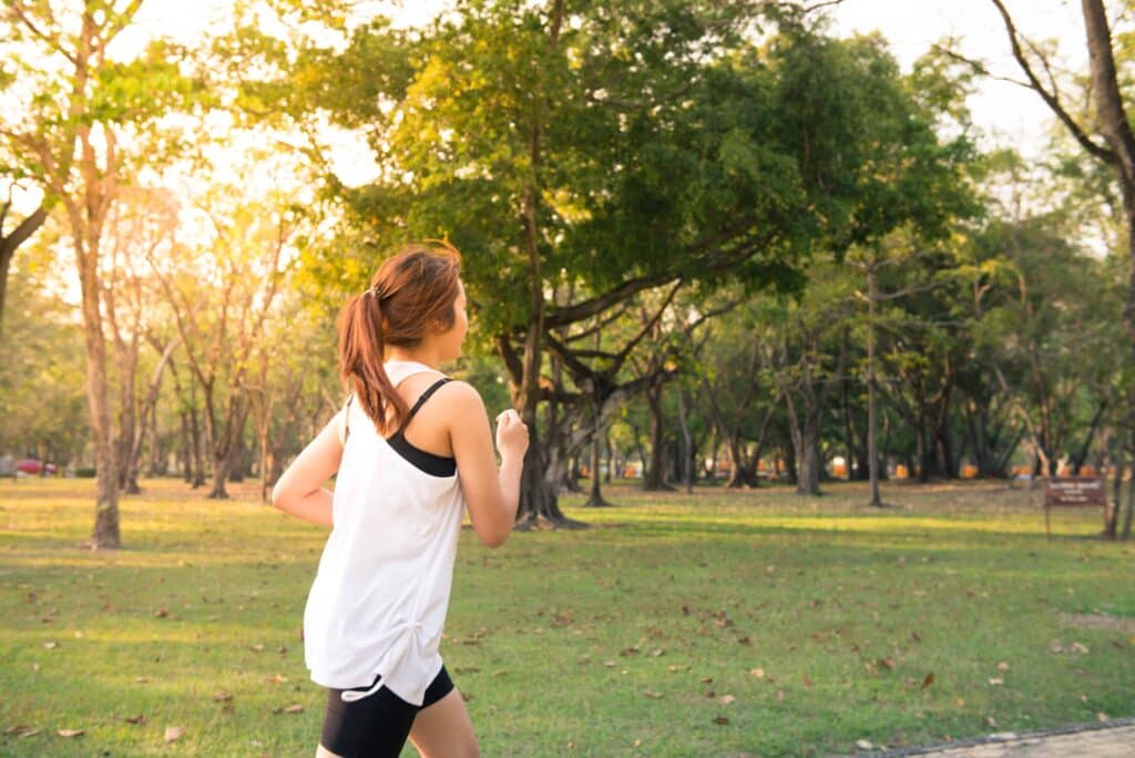 pexels-tirachard-kumtanom-personne qui court-6 astuces pour se motiver pour faire du sport pendant tes études