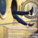 Pexels - Pixabay - chaussure et machine à laver - Comment nettoyer ses sneakers avec ce qui traine dans ton kot ?