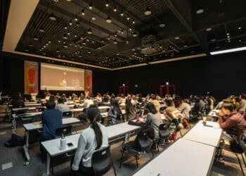 pexels-asia-culture-center-salon étudiant et congrès- le 4 choses auxquelles penser avant d'aller à un salon étudiant