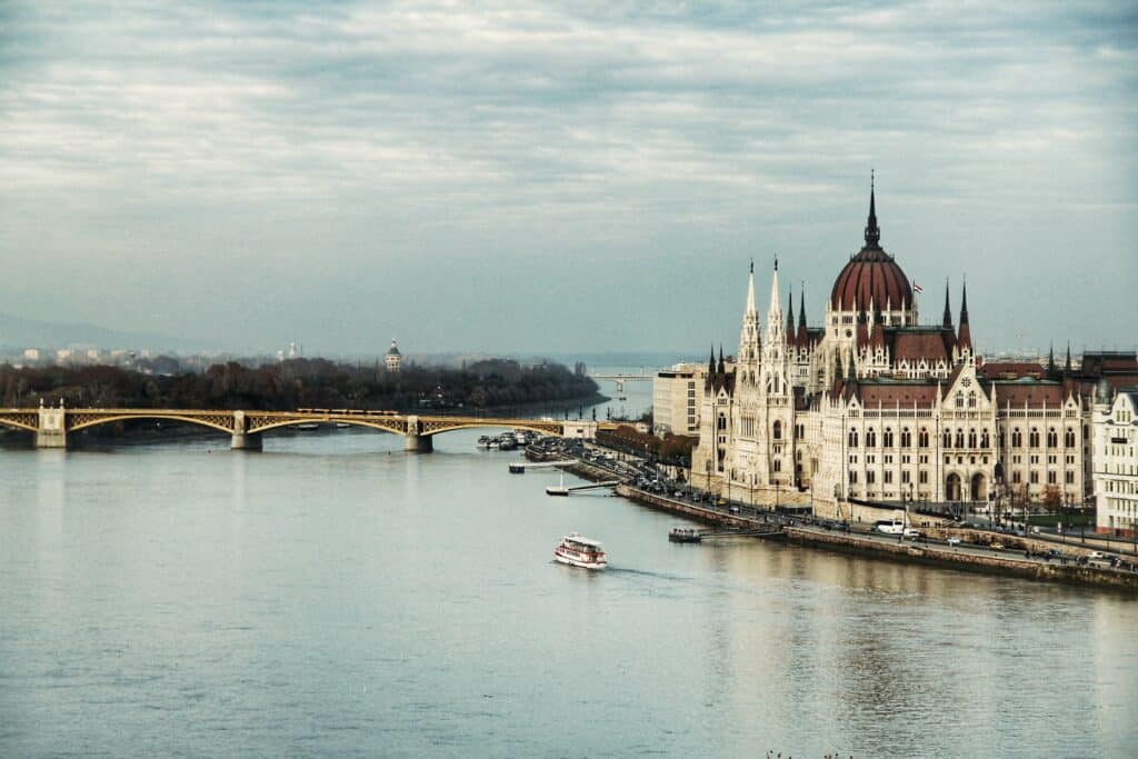 pexels-dominika-gregušová- ville budapest - Que faire à Budapest lorsqu’on est étudiant