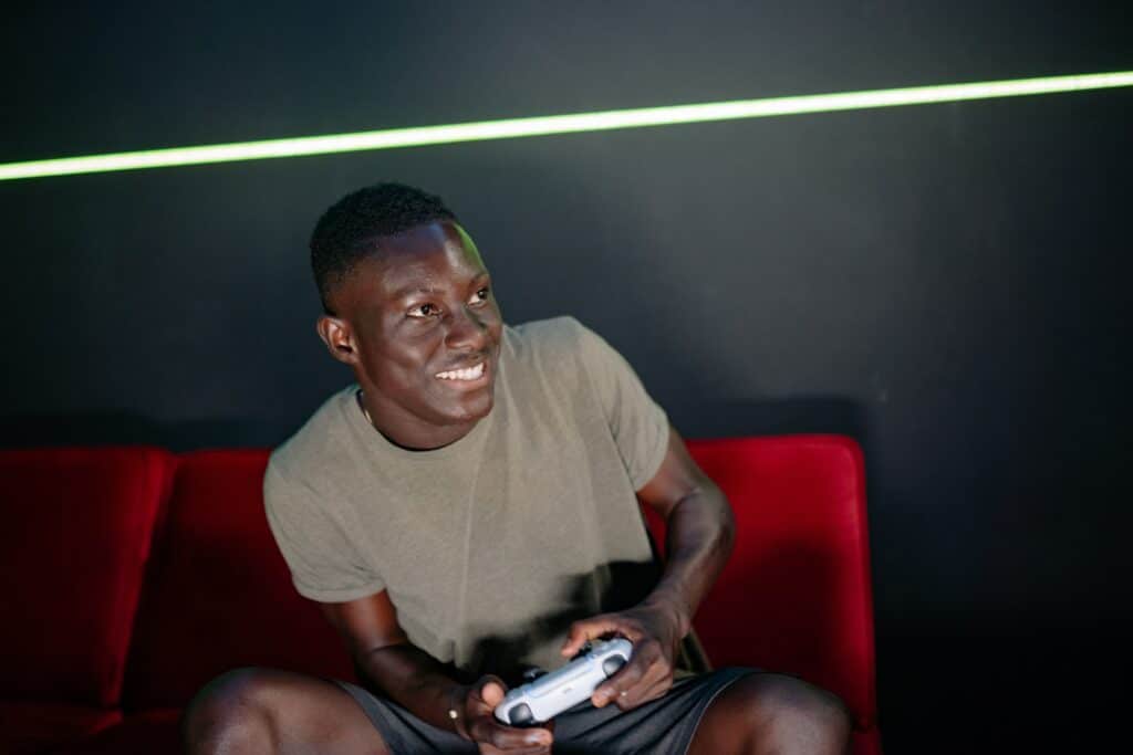 pexels-yan-krukau- jeune qui joue aux jeux vidéos - 5 preuves que les jeux vidéos prennent beaucoup de place dans ta vie étudiante