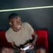 pexels-yan-krukau- jeune qui joue aux jeux vidéos - 5 preuves que les jeux vidéos prennent beaucoup de place dans ta vie étudiante