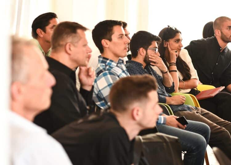 unsplash -m-accelerator-De plus en plus de tensions autour de la création du master en médecine