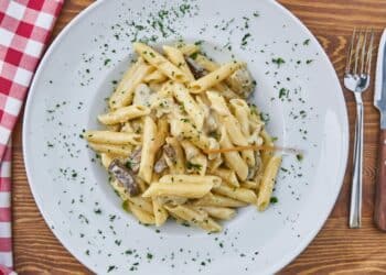 Les bonnes pâtes au chorizo entre étudiants