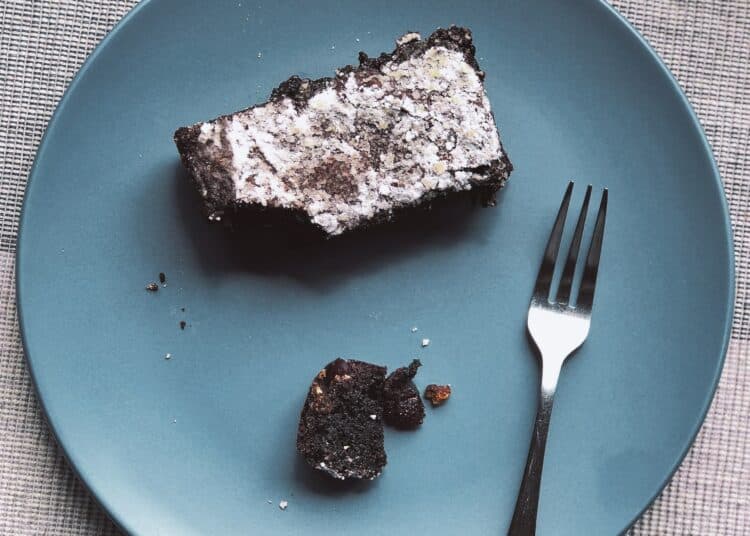 Le gâteau au chocolat qui fera plaisir à tous tes colocs