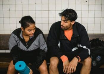 pexels-ketut-subiyanto-deux étudiants qui font du sport - 4 applications gratuites pour faire du sport quand on est étudiant