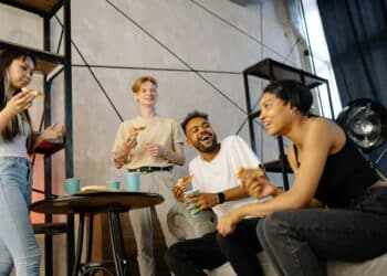 pexels-yan-krukau-Checklist pour organiser une soirée sans risque au kot