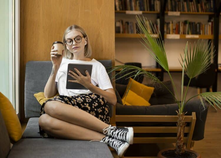 BookTok : les meilleurs livres pour ta rentrée selon TikTok