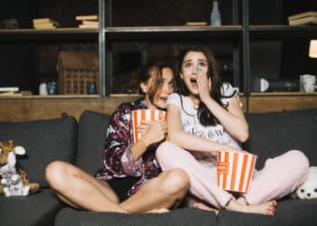 Soirée film d’horreur à la coloc : quel film choisir ?