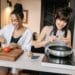 pexels-yan-krukau - 5 memes qui prouvent que ton coloc ne sait pas cuisiner