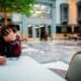 pexels-kelly- étudiant qui est anxieux - 7 astuces pour gérer son anxiété durant ses études