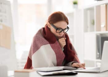 Les 5 meilleurs accessoires cocooning pour un blocus au chaud