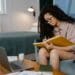 pexels-mart-production- étudiante en blocus - 4 applications pour optimiser ta productivité en blocus