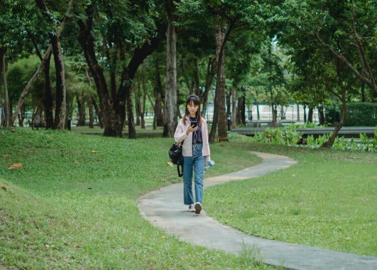 pexels-zen-chung - 7 memes qui vont résumer ton année 2024 en tant qu'étudiant