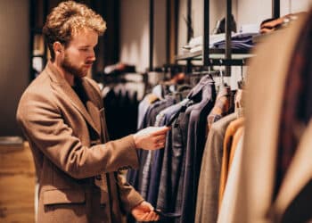 La sélection de vêtements tendance à prix réduits pour les étudiants de Kotplanet