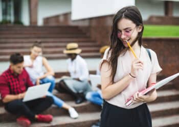 Attentes VS Réalités : ta première année en études supérieures