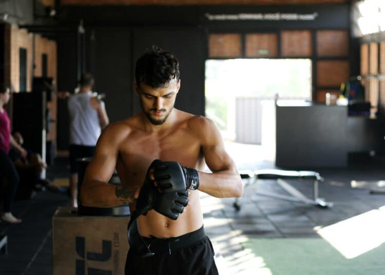 pexels-bruno-bueno-personne qui fait un sport de combat-3 choses à savoir sur le MMA