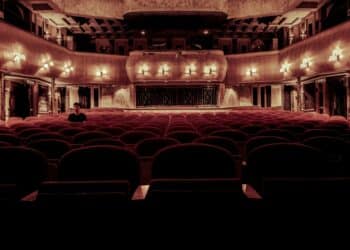 pexels-donald-tong-salle de cinéma-Où aller au cinéma à Bruxelles