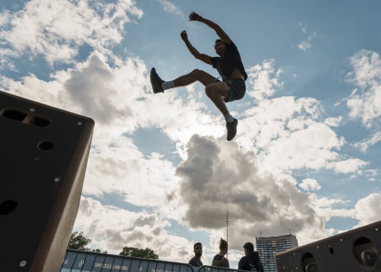 Parkour 2 - Photo by Pulp Pictures - Les sports urbains, c’est quoi  