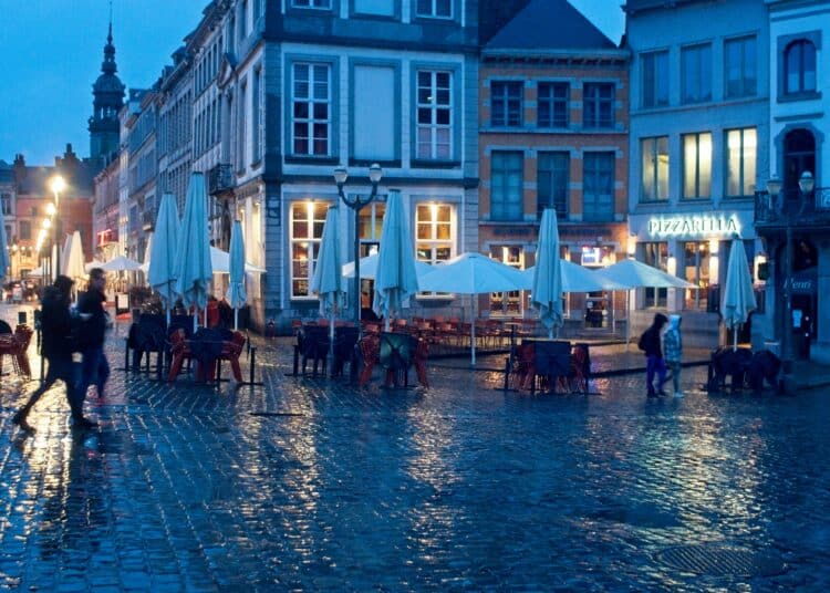pexels-emmanuel-codden-La sécurité étudiante à Mons