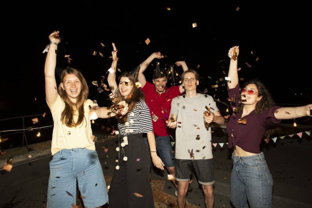 freepik - desperados - 5 raisons de venir comme tu es en soirée 