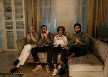 pexels-cottonbro-4 manieren om als student nieuwe culturen te ontdekken zonder ver te reizen