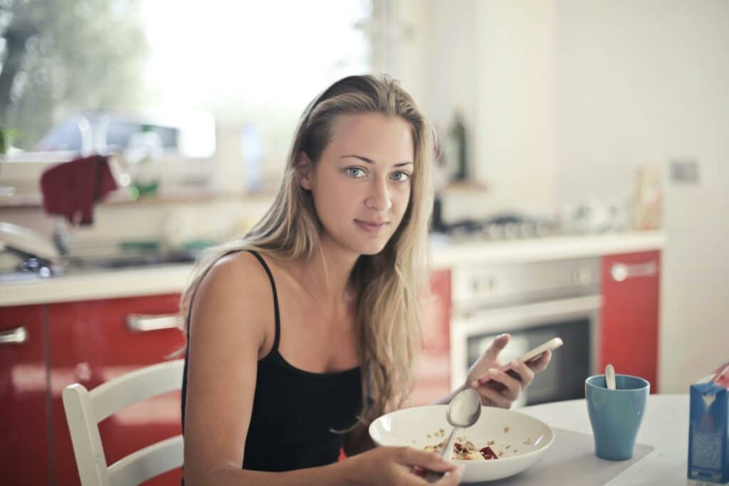 pexels-olly-4 voordelen van fruit eten voor studenten