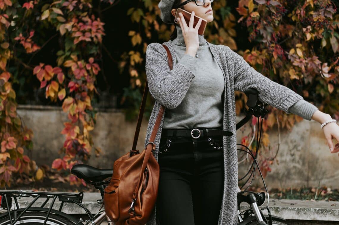 freepik - 4 fashion items voor studenten tijdens de herfst