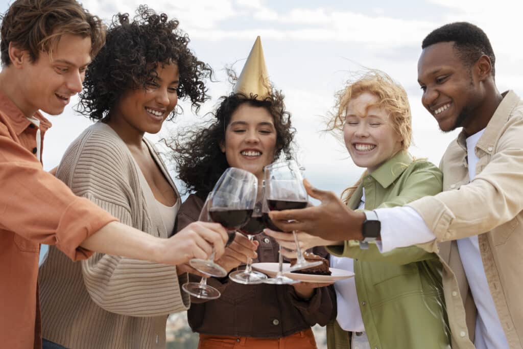 freepik - 5 budgetvriendelijke manieren om als student een kotfeestje te houden