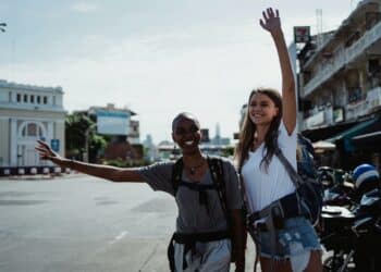 pexels-ketut-subiyanto-4 redenen om als student een roadtrip te plannen tijdens de herfstvakantie