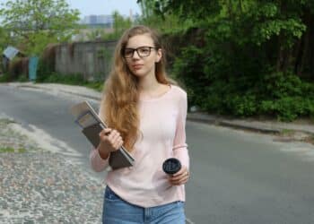 pexels-matthewtcain- 6 dingen die je als student nodig hebt voor het nieuwe academiejaar