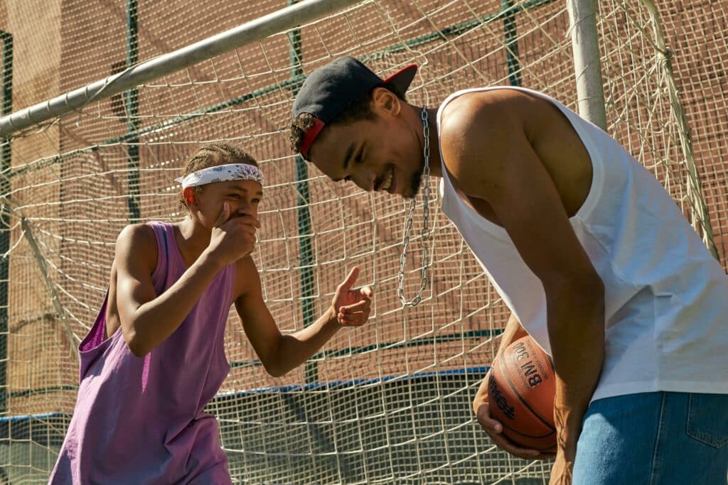pexels-cottonbro-4 voordelen van sporten met medestudenten