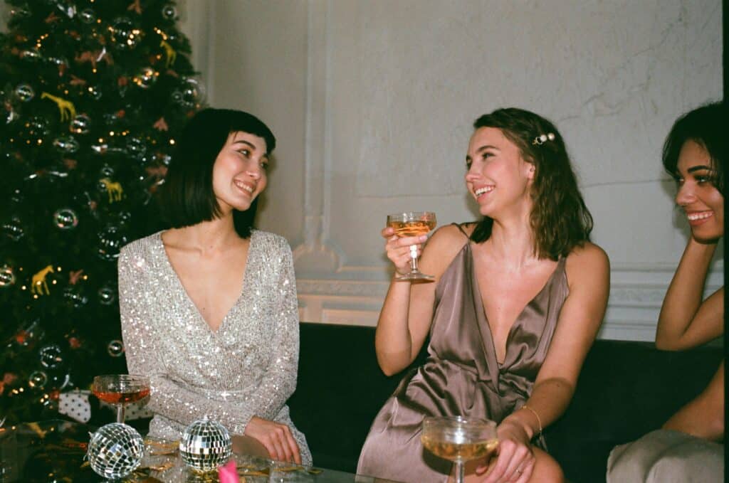 pexels-inga-sv-6 onmisbare dingen voor een Nieuwjaarsfeestje onder studenten