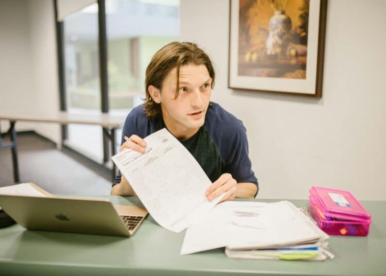 pexels-rdne-calendrier avent 9 - Applique la règle des « 151010 » pour une révision hebdomadaire