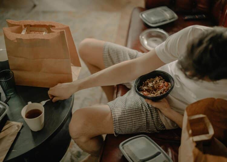 Bon plan étudiant : comment obtenir une réduction étudiante chez Deliveroo quand on est étudiant ?