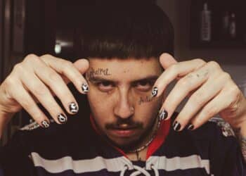 4 redenen voor mannelijke studenten om ook nagellak te dragen