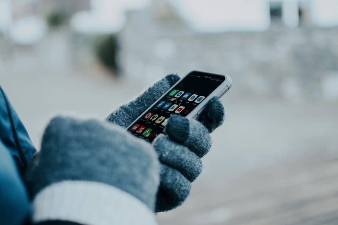 pexels-fotios-photos-4 onmisbare apps voor studenten in de winter