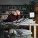 pexels-ron-lach- étudiantre qui est anxieuse - Le stress et l'anxiété pendant le blocus, comment en parler