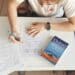 pexels-sndrf- homme passe examen - Pourquoi rater un examen n'est pas si grave que ça ?.jpg