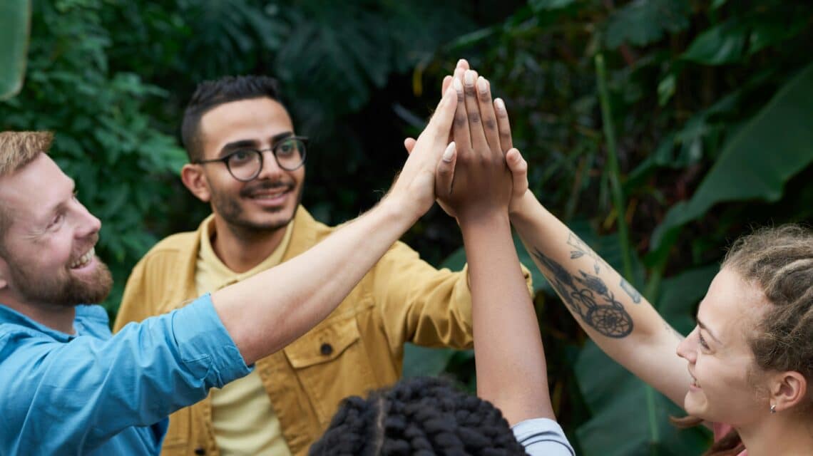 pexels-fauxels-4 tips om als single student Valentijn leuk te maken