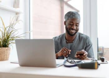 pexels-thirdman-4 tips voor studenten om een e-mail op te stellen