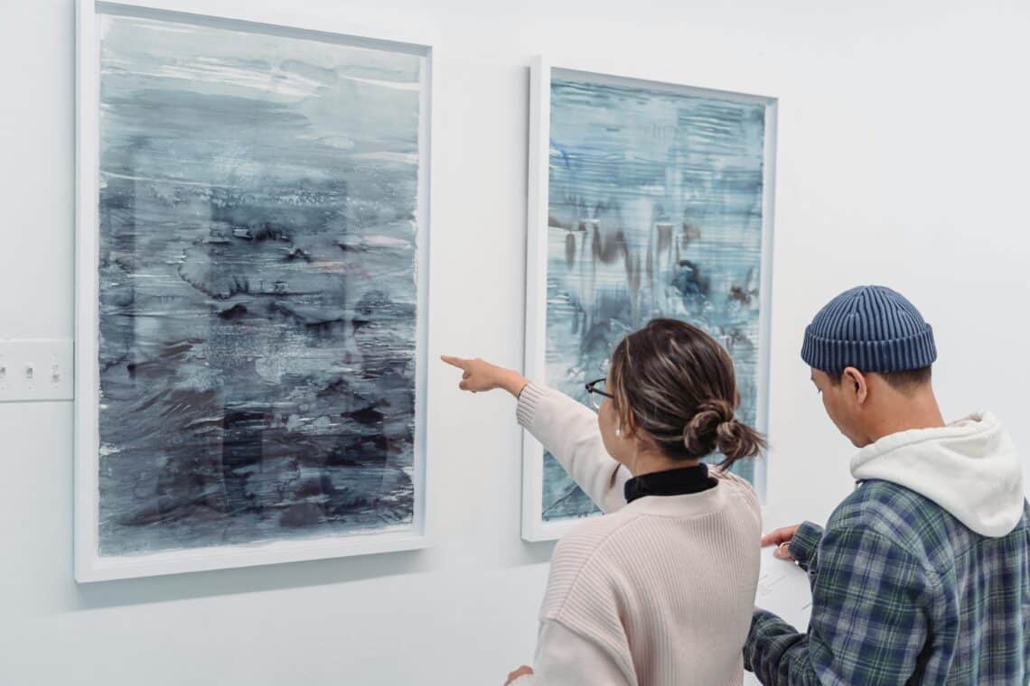 pexels-greta-hoffman-etudiants-au-musee-Ce-que-tu-dois-savoir-sur-les-Nocturnes-des-musees-bruxellois