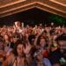 pexels-wendywei-foule-devant-la-scene-quel-type-de-festivalier-es-tu-a-Esperanzah