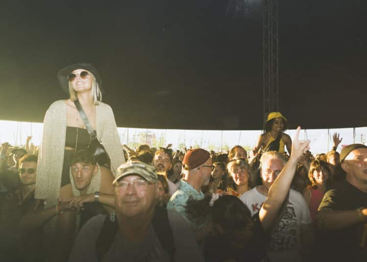 D5_LG_Astereotipie_@Alex.Studioart-Comment se rendre au festival de Dour Edition 2025