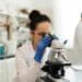 4 façons d’étudier les sciences : la chimie, la biologie et les mathématiques