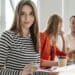 Salaire ou bonne ambiance : quel choix pour la gen z au travail ?
