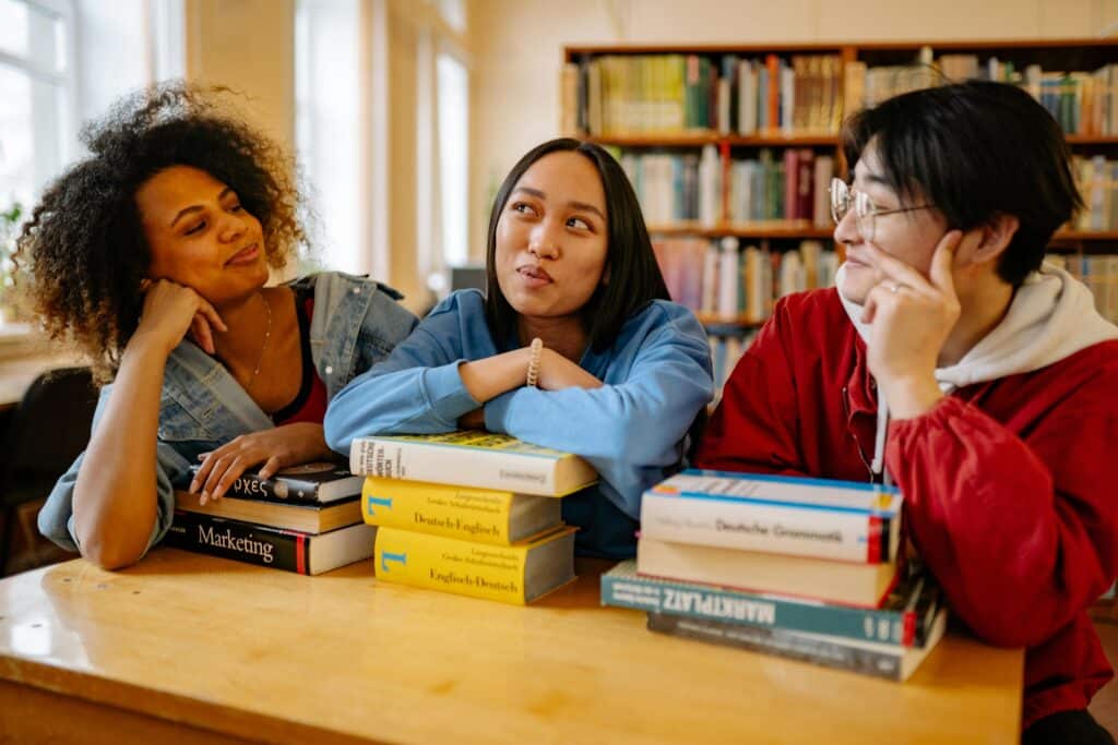 4 voordelen van studeren in de campusbibliotheek