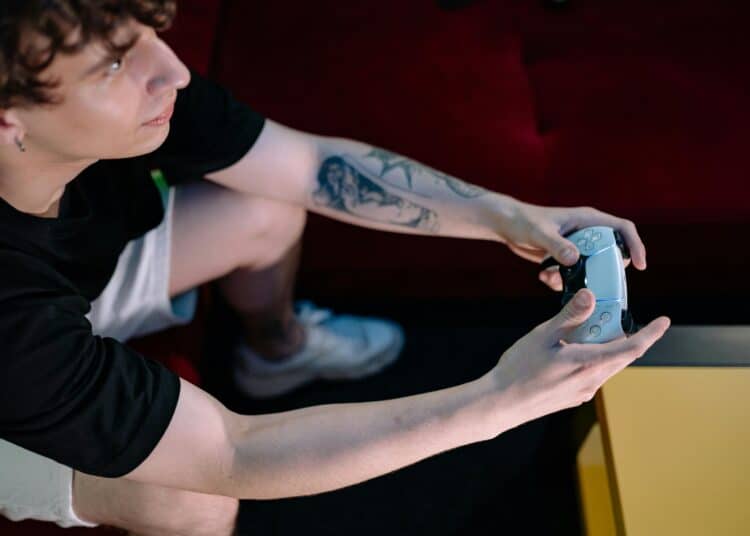 pexels-yankrukov - 5 jeux vidéo à découvrir cet été si tu ne pars pas en vacances